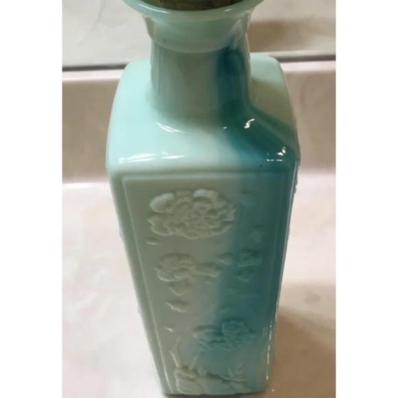 Vintage Green Jadeite Liquor Decanter - Picture 6 of 6